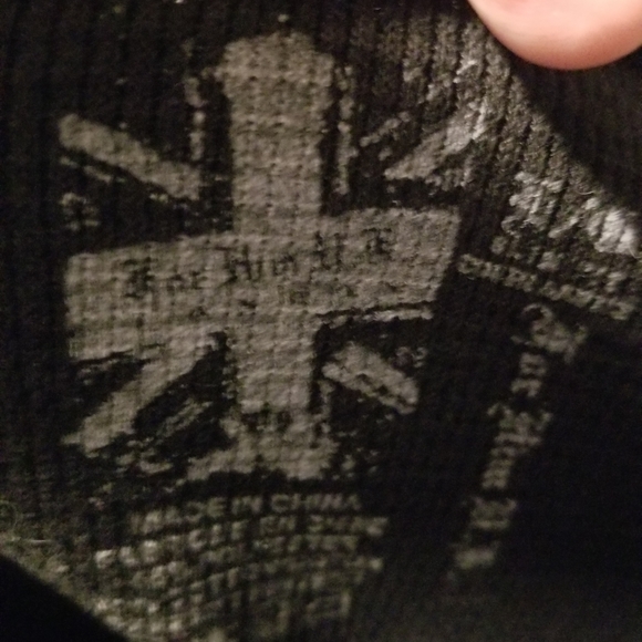 Silver Graphic Thermal Waffle - Picture 3 of 5